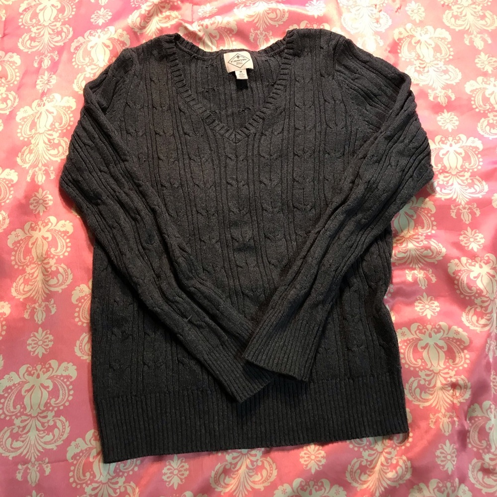Grey sweater